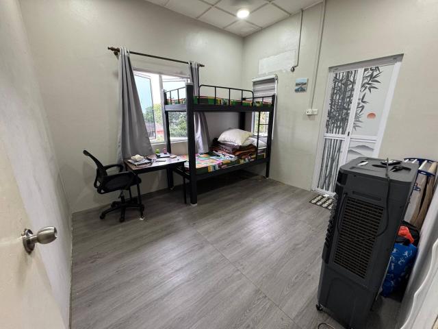 House for rent in Malaka