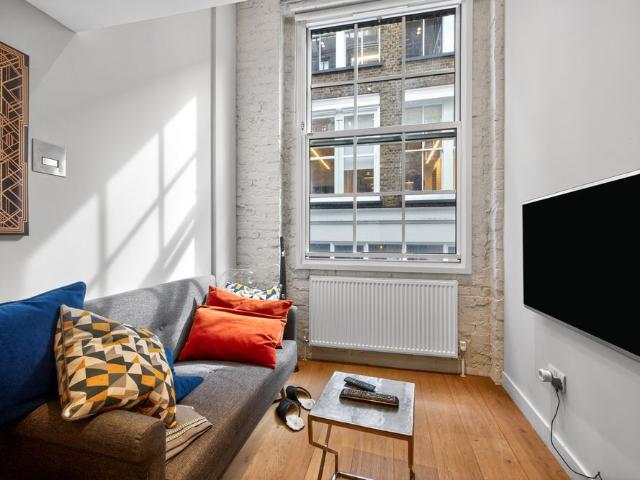Apartment for rent in Soho, Greater London