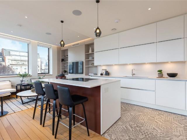 Apartment for rent in Soho, Greater London
