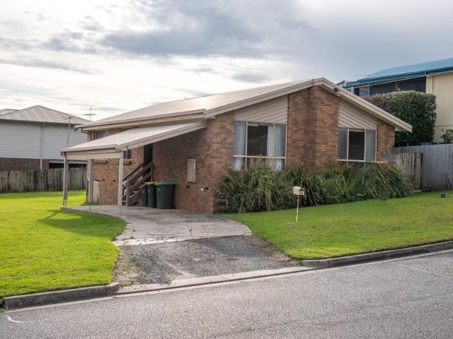 House for sale in San Remo, Victoria