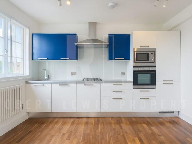 Apartment for rent in London Borough of Barnet, Greater London