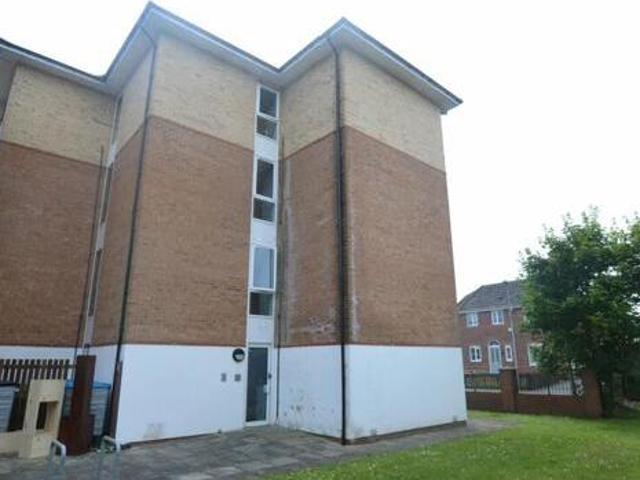 House for sale in Calderstones