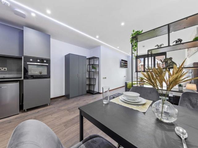 Apartment for rent in Golders Green, Greater London