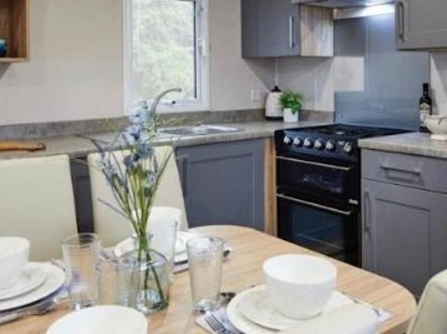House for rent in Golders Green, Greater London