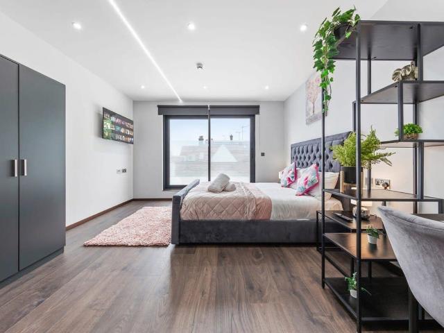 Studio for rent in Golders Green, Greater London