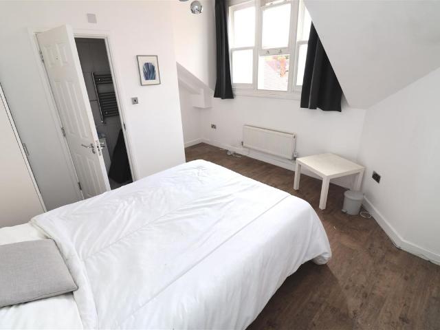 Room for rent in Golders Green, Greater London