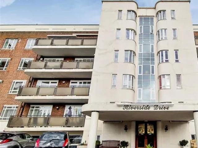 House for rent in Brent Cross, Greater London