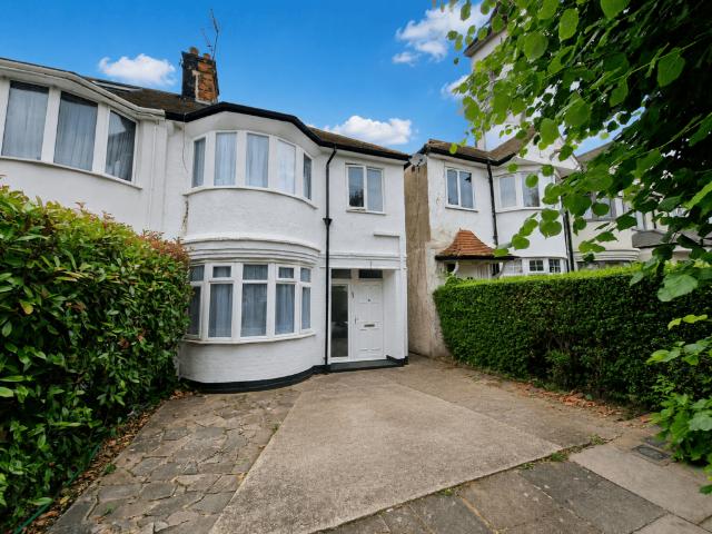 Apartment for rent in Brent Cross, Greater London