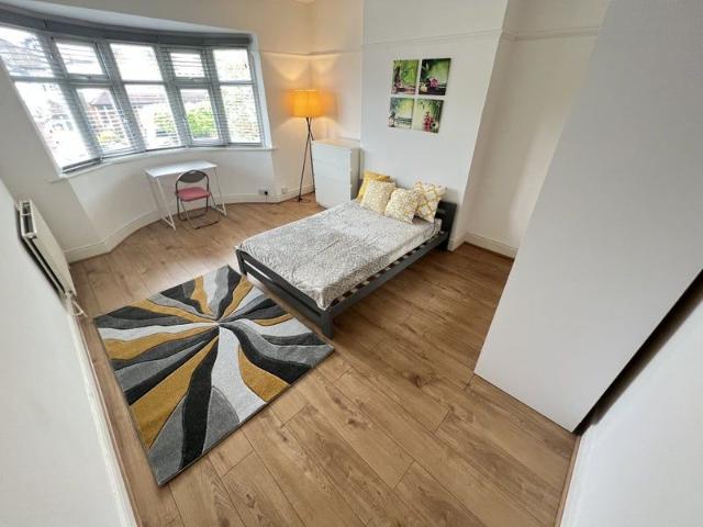 Room for rent in Hendon, Greater London