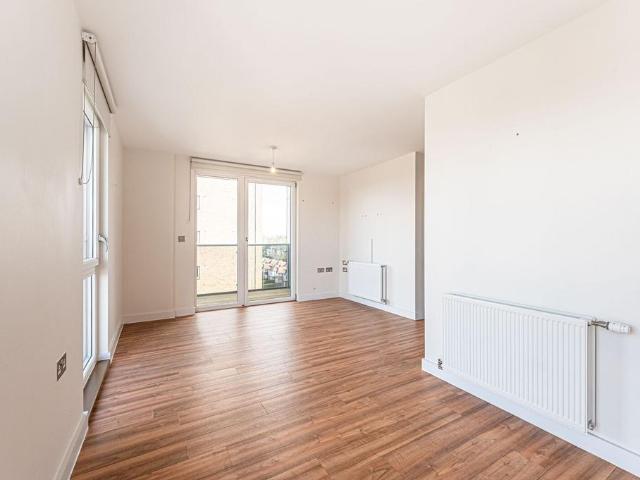 House for rent in Golders Green, Greater London