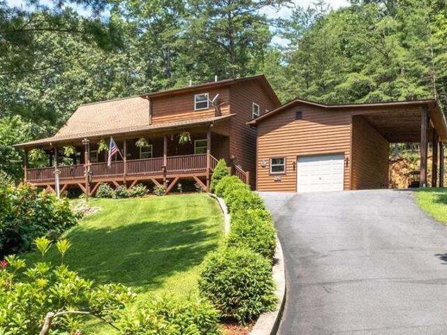 House for sale in Murphy