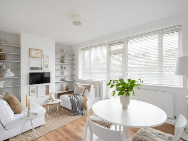 Apartment for rent in Shepherd's Bush, Greater London