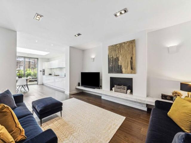 Apartment for rent in South Hampstead, Greater London