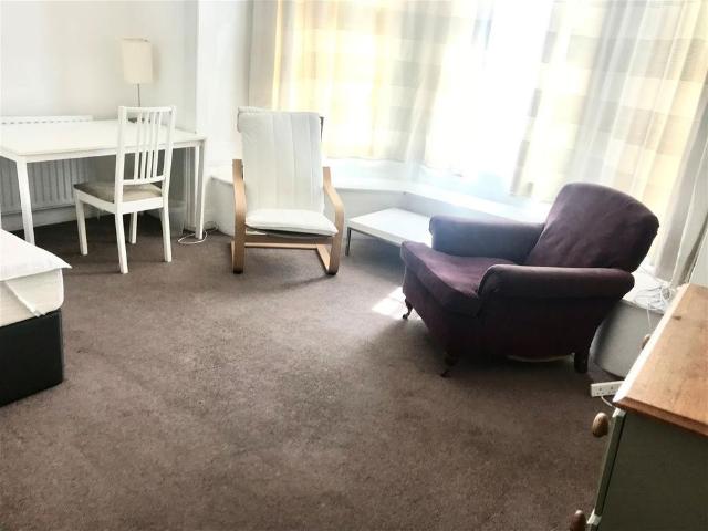 Room for rent in Hotwells, Feckenham