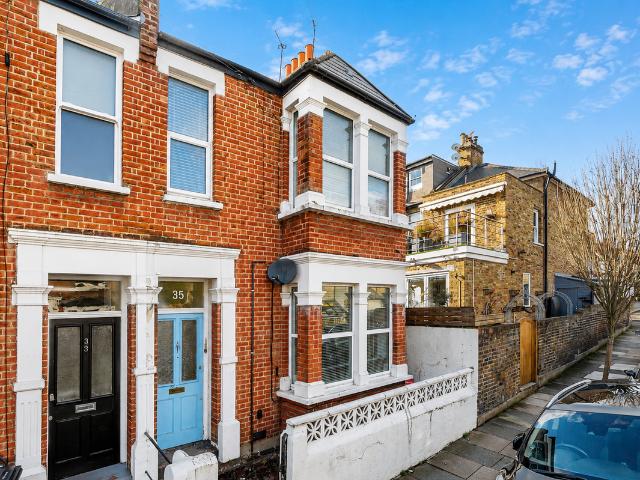 Apartment for rent in London Borough of Ealing, Greater London