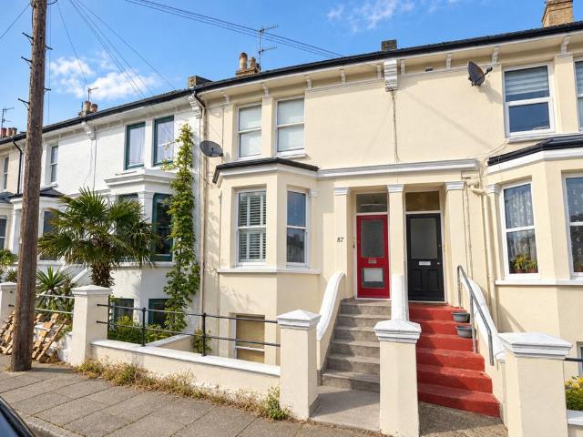 Apartment for rent in Aldrington