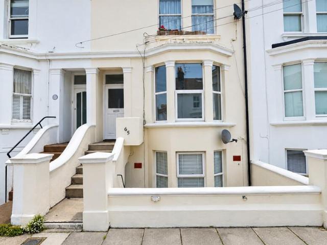 Apartment for rent in Portslade by Sea, Hove