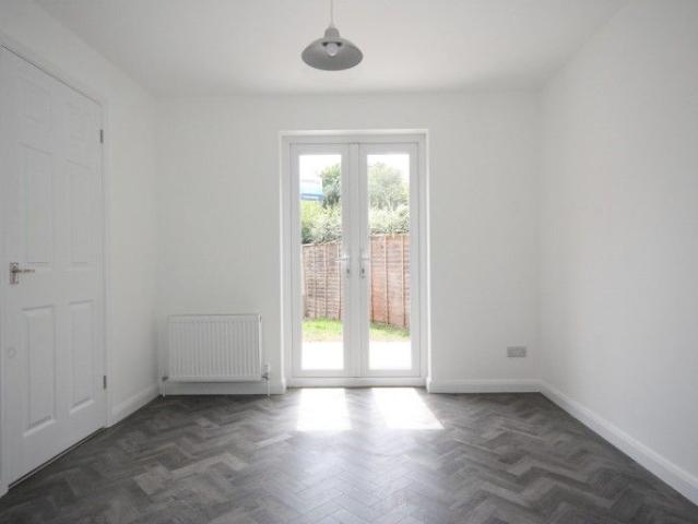 Apartment for rent in Horsell, Woking