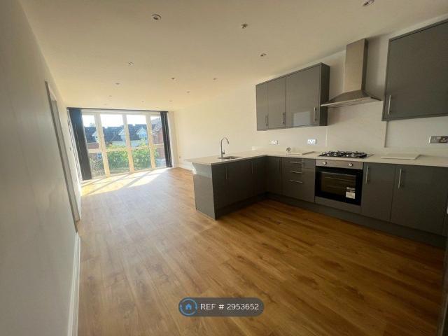 Apartment for rent in Horsell, Woking