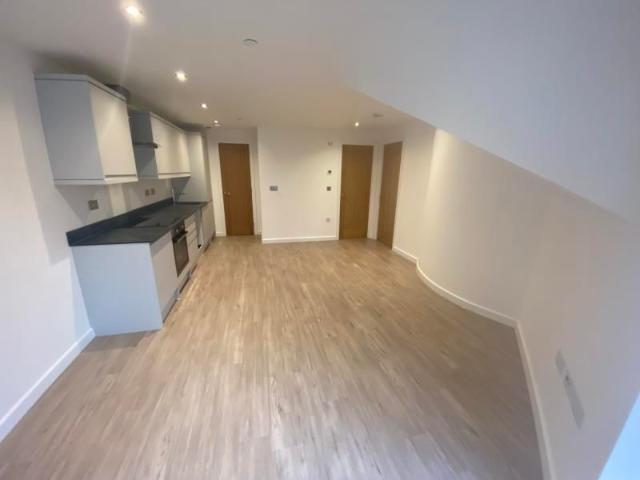 Apartment for rent in Horsell, Woking