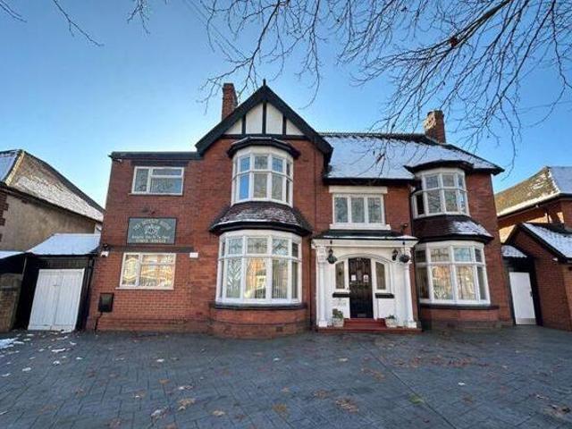 House for sale in Goldthorn Hill, Penn