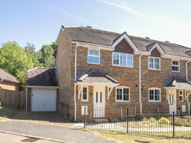 Apartment for rent in Knightwood Park, Barton Stacey