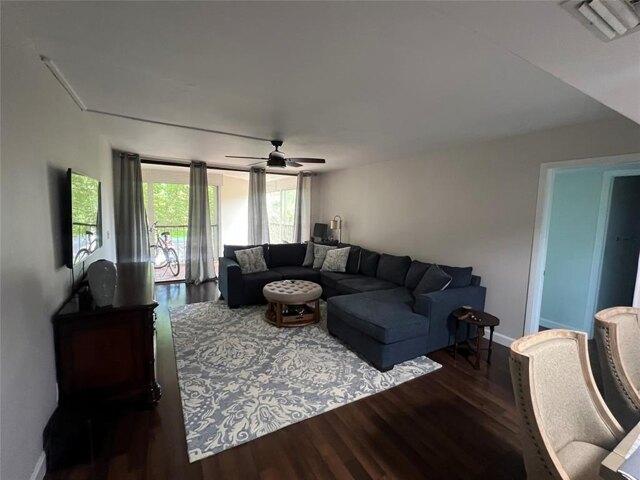 Condo for sale in Weston Condo for sale in Weston