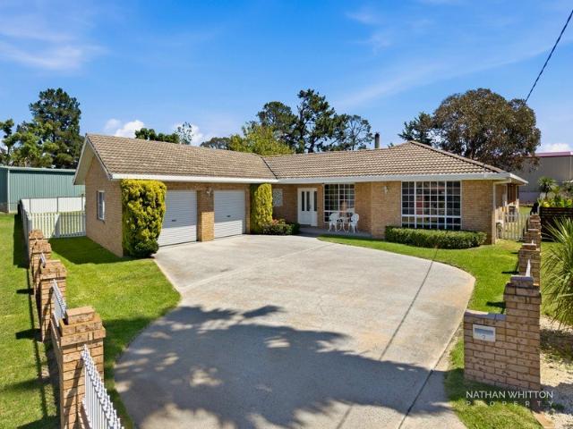House for sale in Rocky River, New South Wales