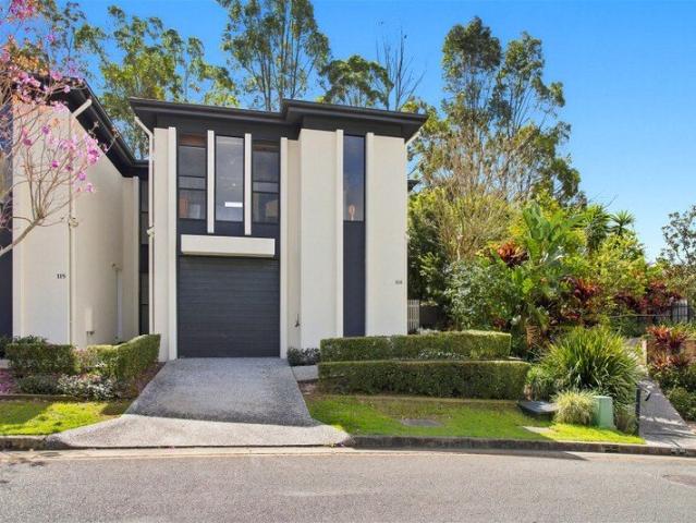 Townhouse for sale in Fernbrook, Queensland