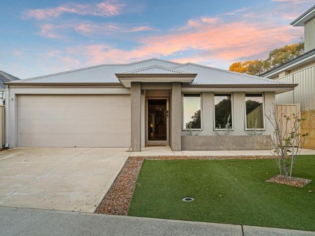 House for sale in Parklands, Western Australia