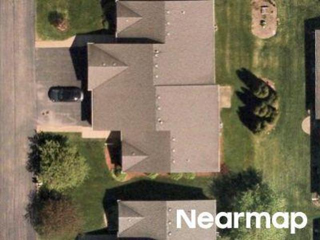 House for sale in Dekalb, Illinois