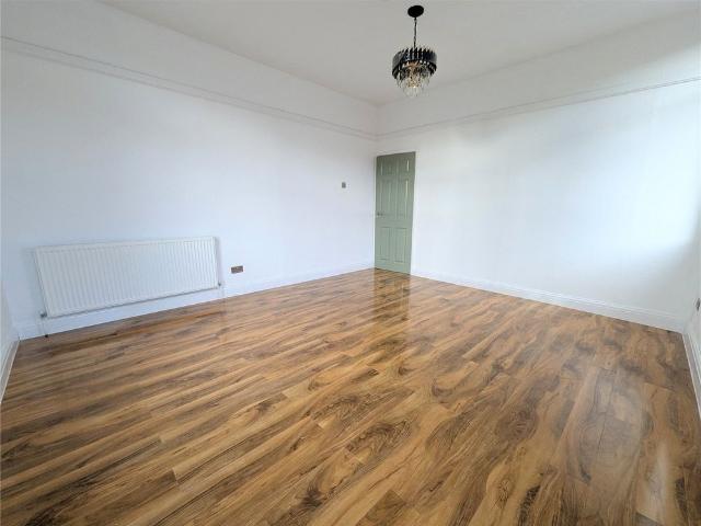Apartment for rent in Burnham-on-Sea and Highbridge, Burnham-on-sea