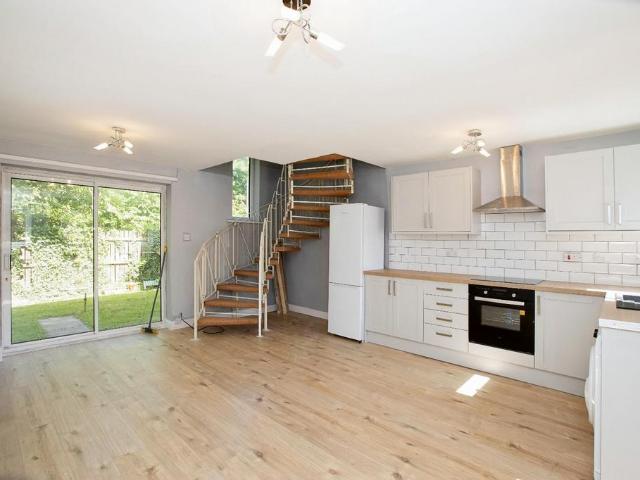 House for rent in Ingol, Preston