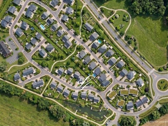 Terrain vente à Les Petites Fontaines, Changé