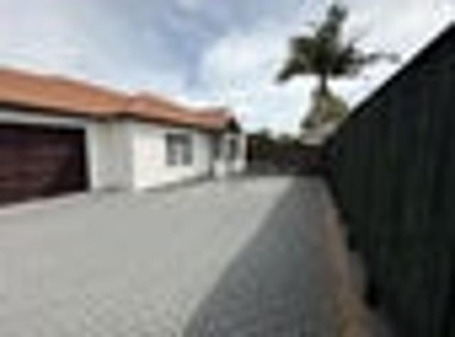 House for rent in Howick, Oroua County