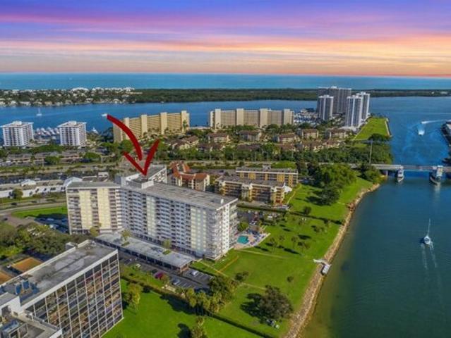 Condo for sale in North Palm Beach