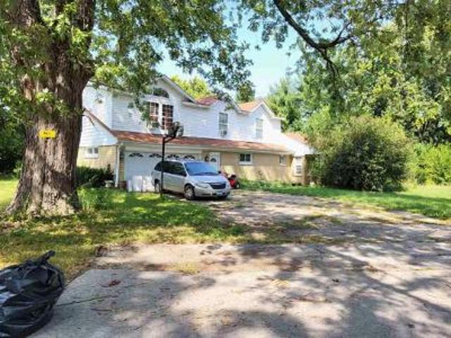 House for sale in Crest Hill, Illinois