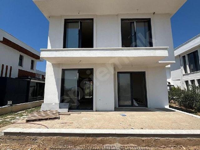 Yaya, Gömeç içerisinde satılık Villa