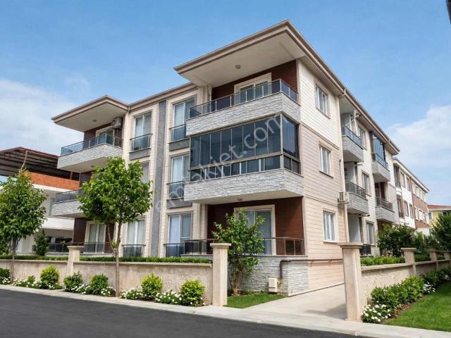 Yaya, Gömeç içerisinde kiralık mülk