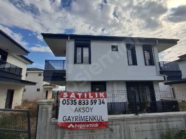 S.S. KIZ-KO Yapı Kooperatifi, Gömeç içerisinde satılık Villa