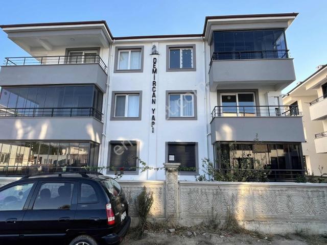 Yaya, Gömeç içerisinde kiralık mülk