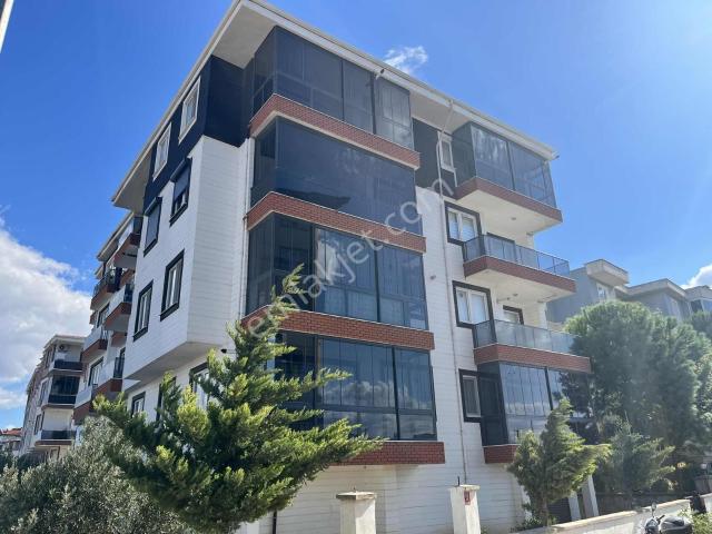 Yaya, Gömeç içerisinde kiralık mülk