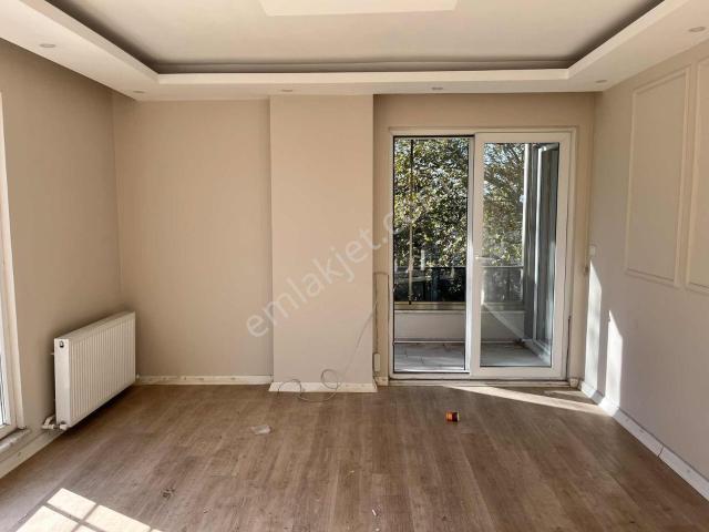 Yaya, Gömeç içerisinde kiralık mülk