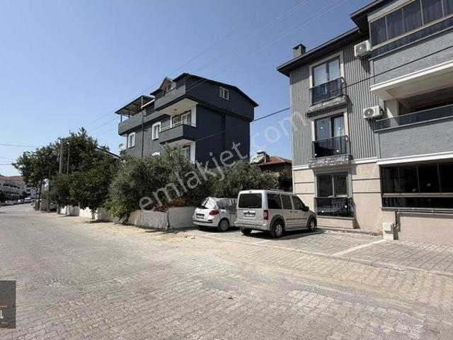 Yaya, Gömeç içerisinde kiralık mülk