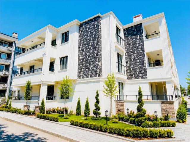 Yaya, Gömeç içerisinde kiralık mülk