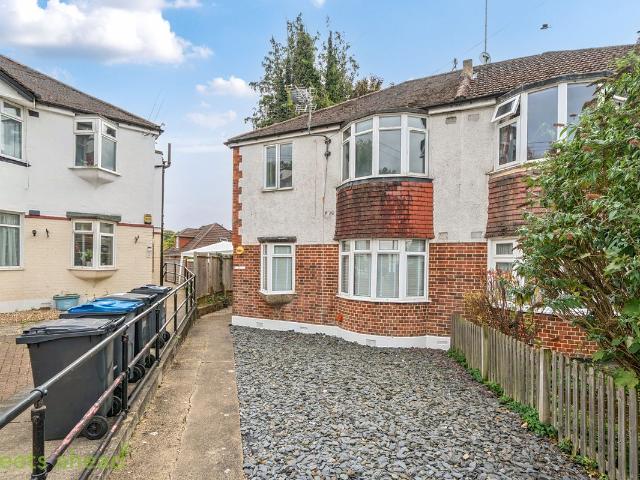 House for rent in London Borough of Croydon, Kenley