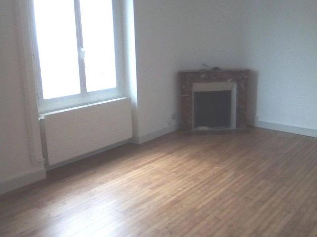 Appartement location à Gond-Pontouvre, Charente