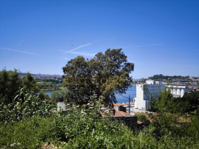 Terreno venda em Gondomar, Porto