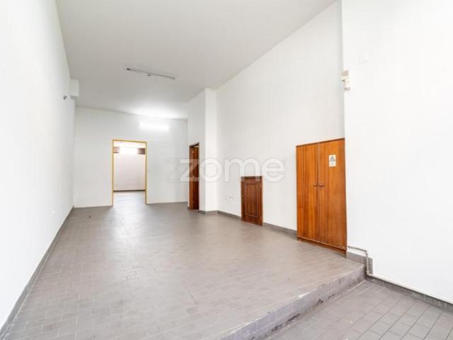 Ponto Comercial alugar em Gondomar