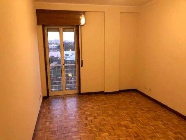 Apartamento alugar em Gondomar, Carregais